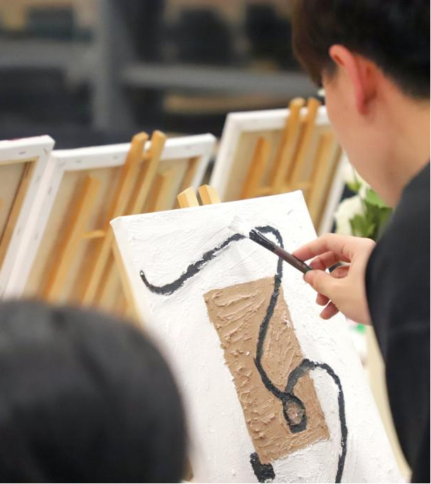 1668064640817068131.png 图片3.png