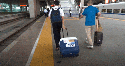 1687943324369049.gif 6401.gif