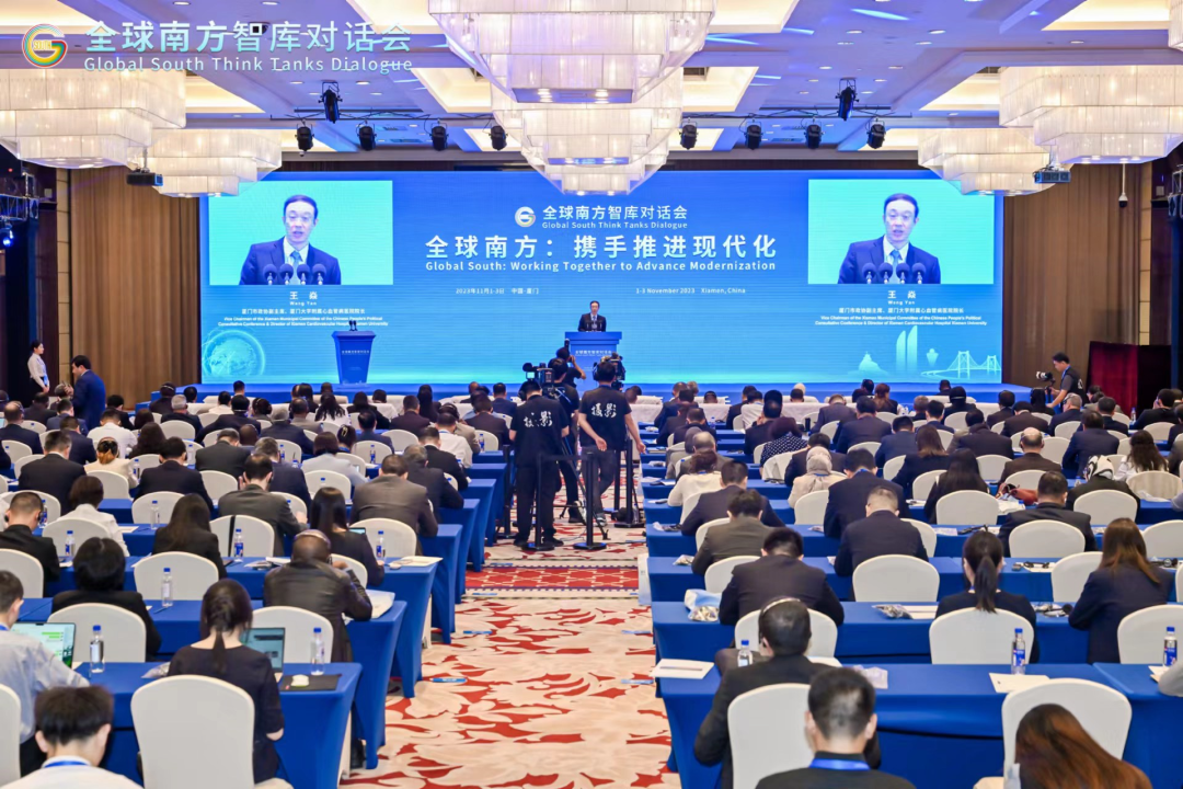 1699513763839595.png 640.png